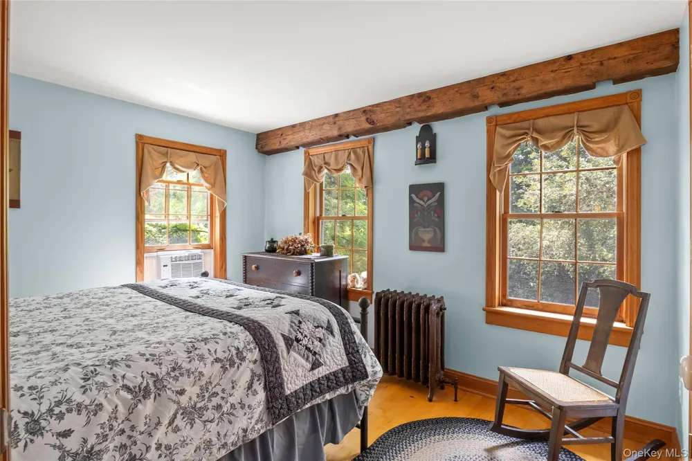 5 Link Road Ghent, NY 12075