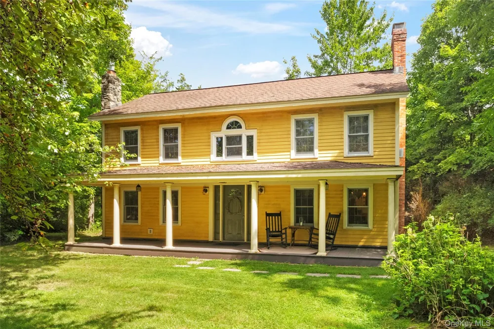 5 Link Road Ghent, NY 12075