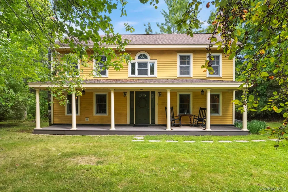 5 Link Road Ghent, NY 12075