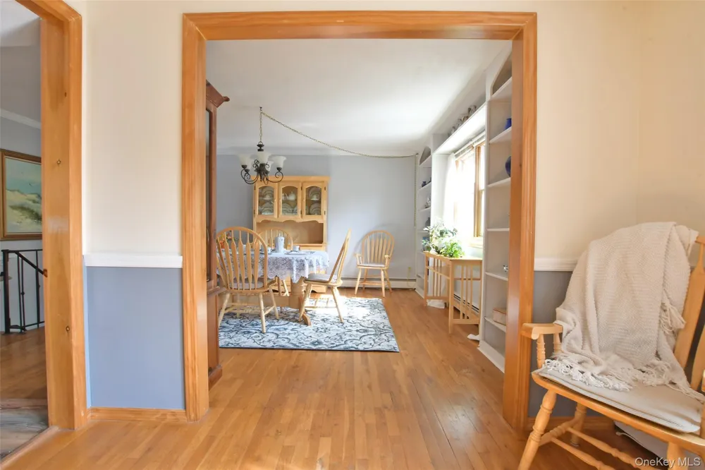 4 Huck Finn Lane Shoreham, NY 11786