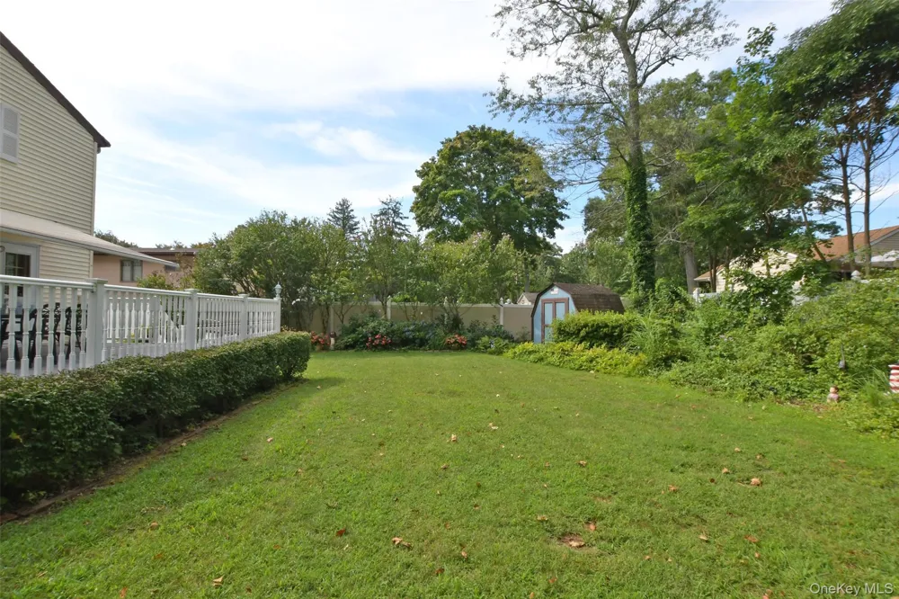 4 Huck Finn Lane Shoreham, NY 11786