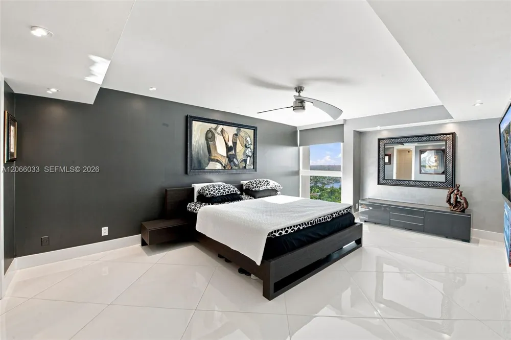1360 S Ocean Blvd #2305 Pompano Beach, FL 33062