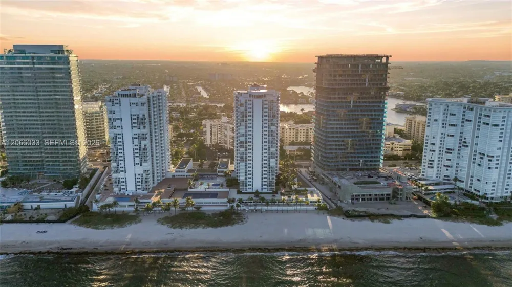 1360 S Ocean Blvd #2305 Pompano Beach, FL 33062