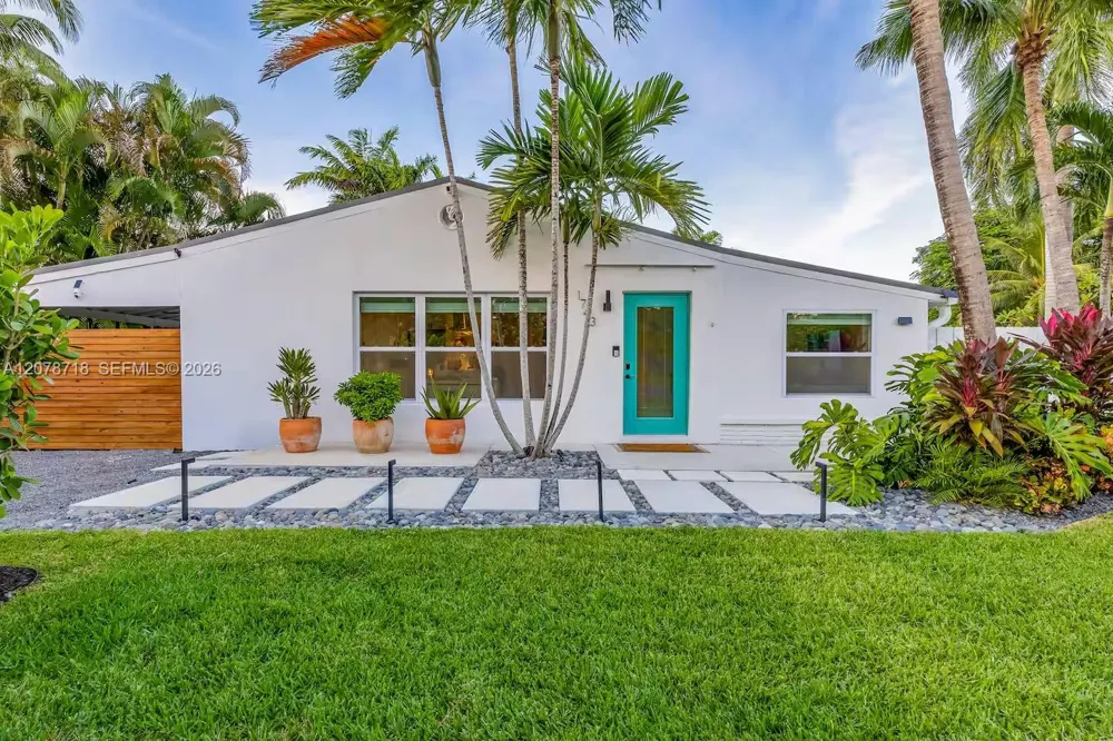 1743 NE 16th St Fort Lauderdale, FL 33304