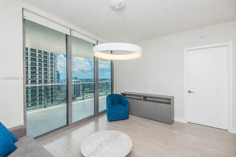488 NE 18th St #4406 Miami, FL 33132