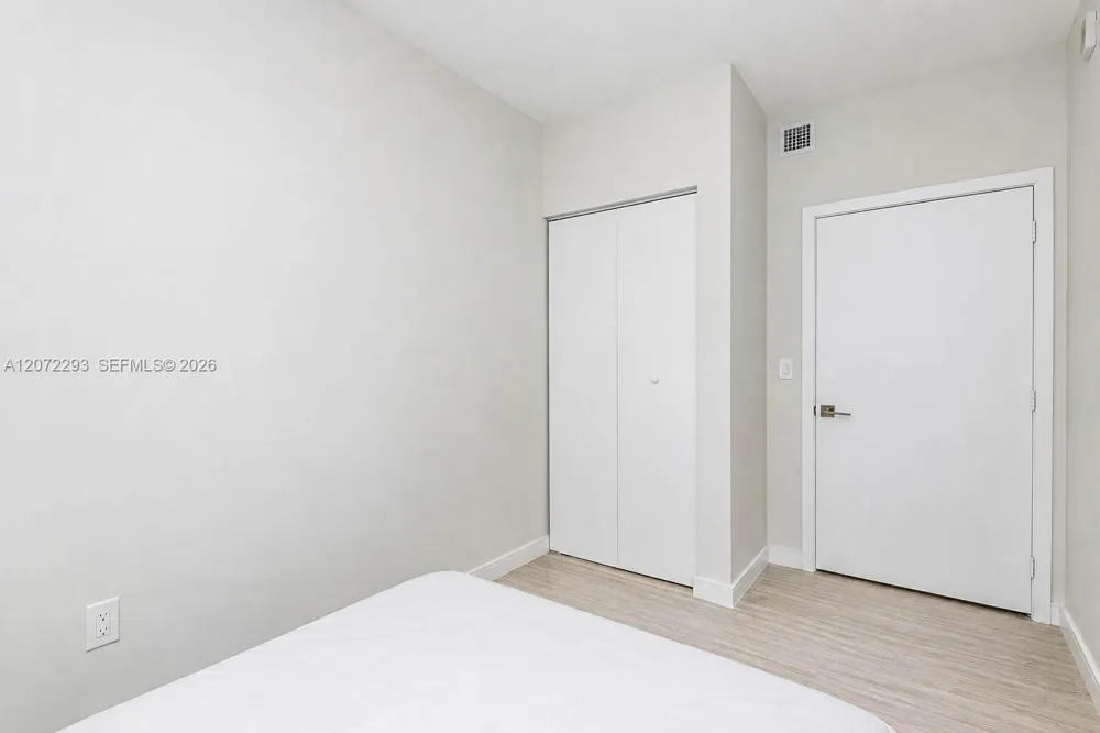 488 NE 18th St #4406 Miami, FL 33132