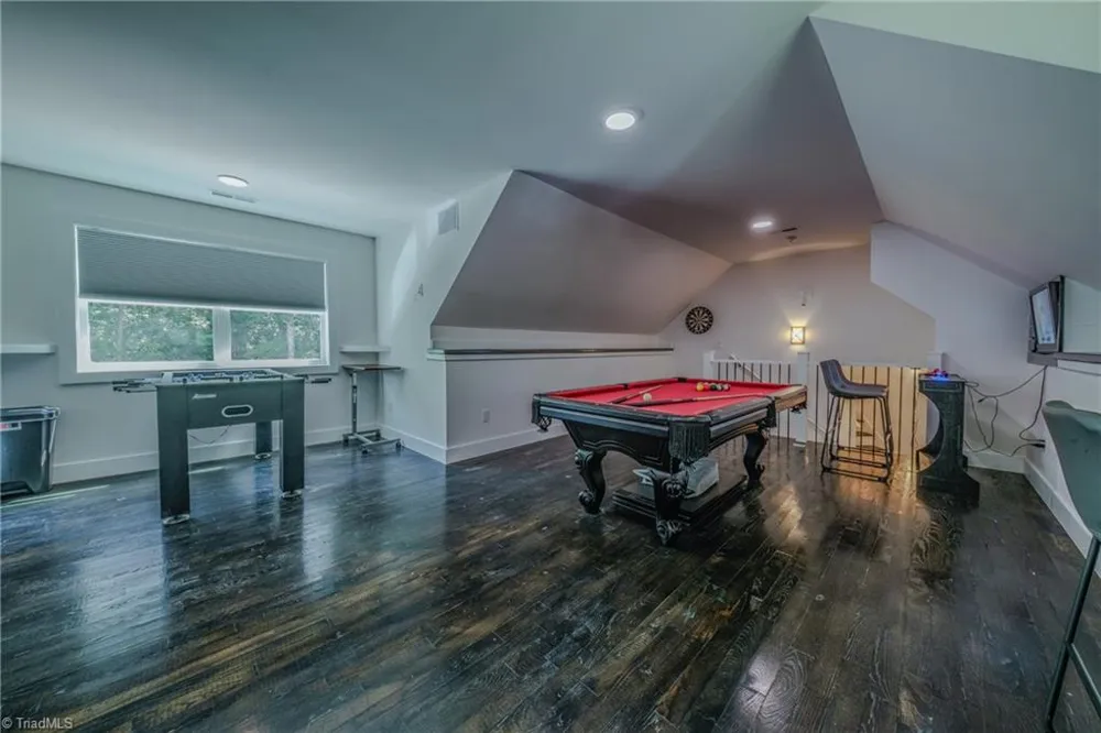 1529 Neelley Road Pleasant Garden, NC 27313