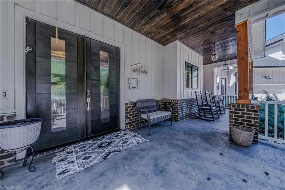1529 Neelley Road Pleasant Garden, NC 27313
