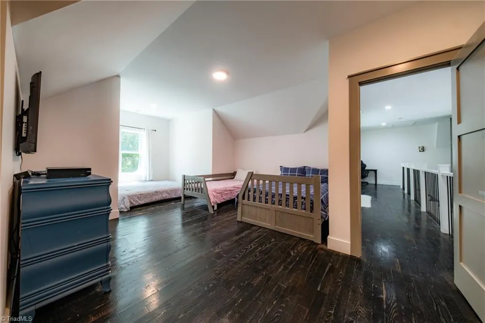 1529 Neelley Road Pleasant Garden, NC 27313
