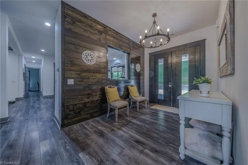 1529 Neelley Road Pleasant Garden, NC 27313
