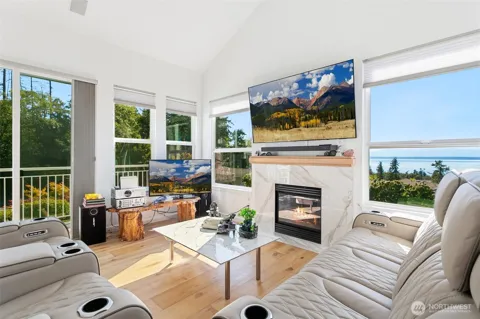 11012 Villa Rosa Lane