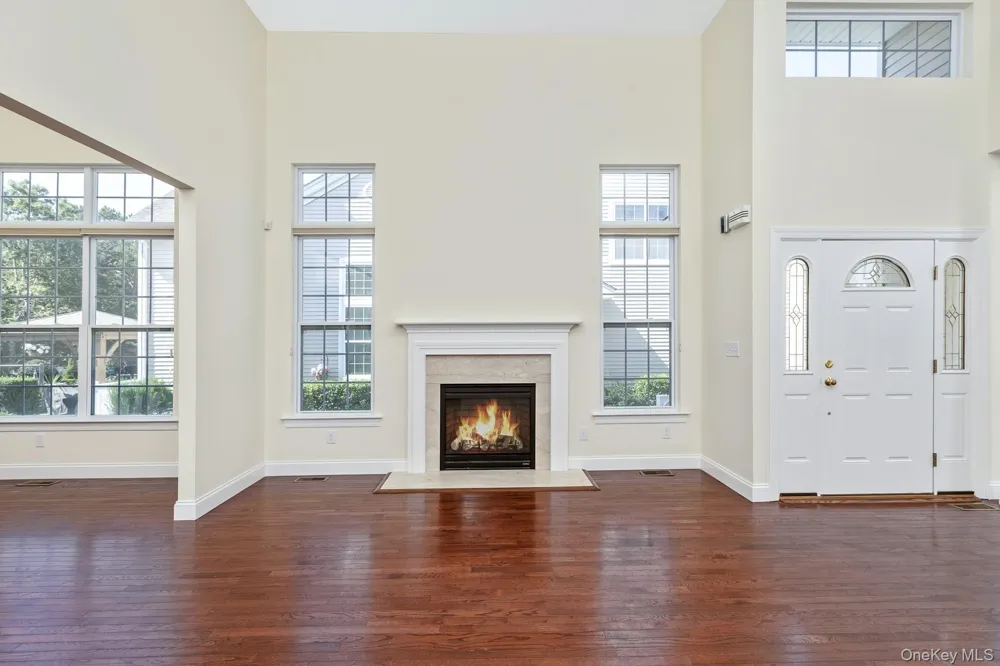 51 Toni Court Center Moriches, NY 11934