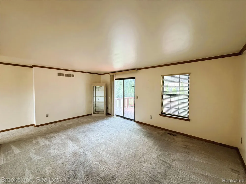 25159 Joanne Smith Drive Warren City, MI 48091