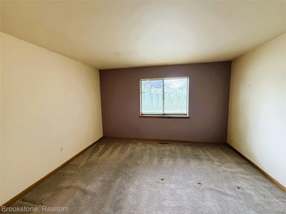 25159 Joanne Smith Drive Warren City, MI 48091