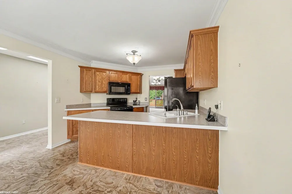 52109 E Westgrove Ct. Court Macomb Township, MI 48042