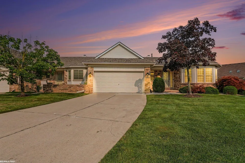 52109 E Westgrove Ct. Court Macomb Township, MI 48042
