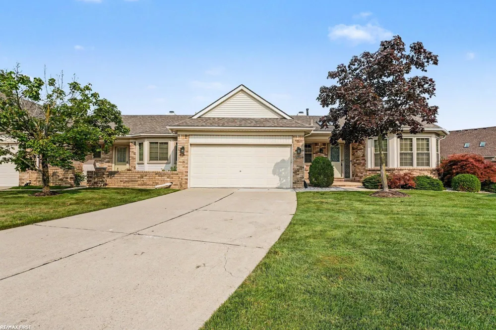 52109 E Westgrove Ct. Court Macomb Township, MI 48042
