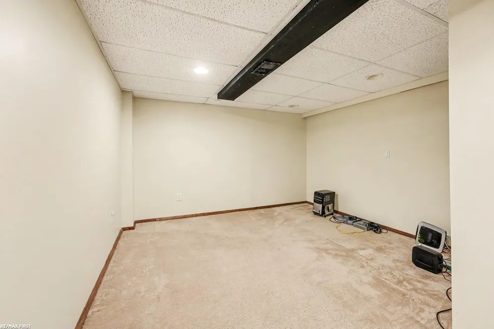 52109 E Westgrove Ct. Court Macomb Township, MI 48042