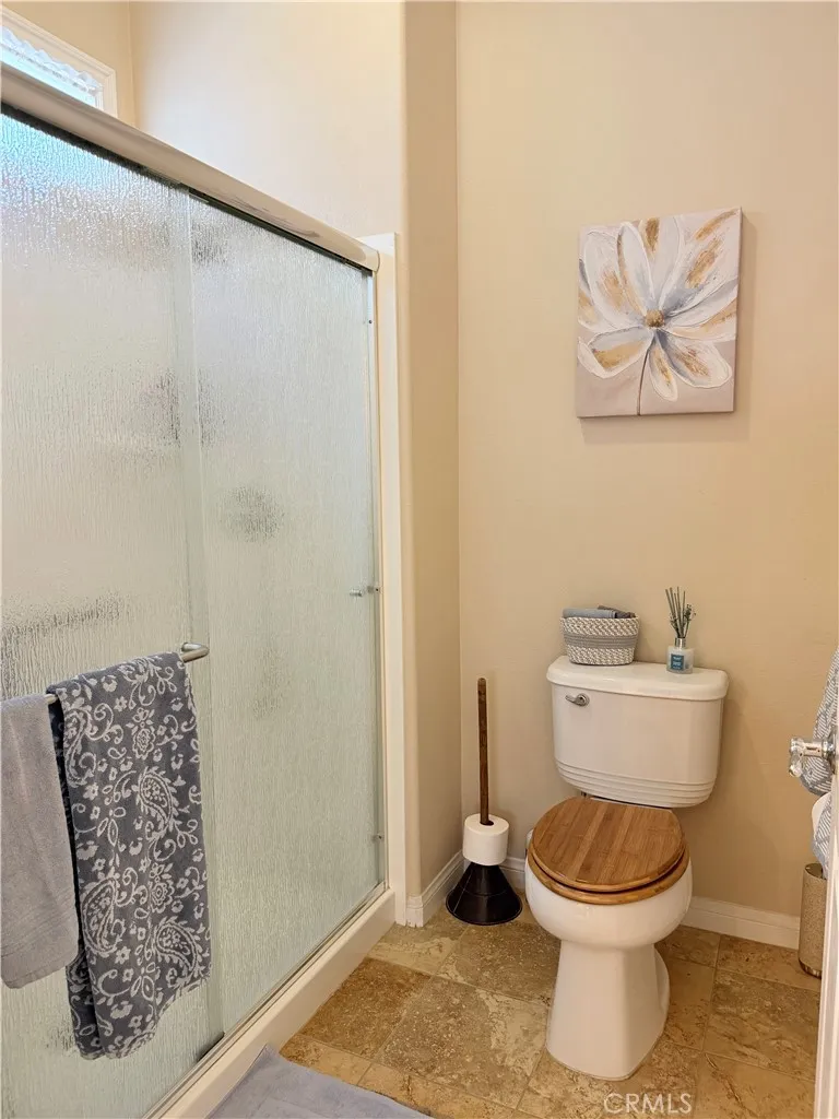 10115 Wilmington Lane Apple Valley, CA 92308