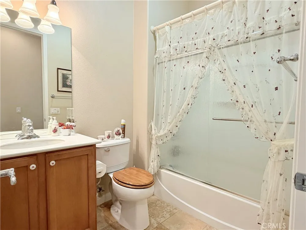 10115 Wilmington Lane Apple Valley, CA 92308