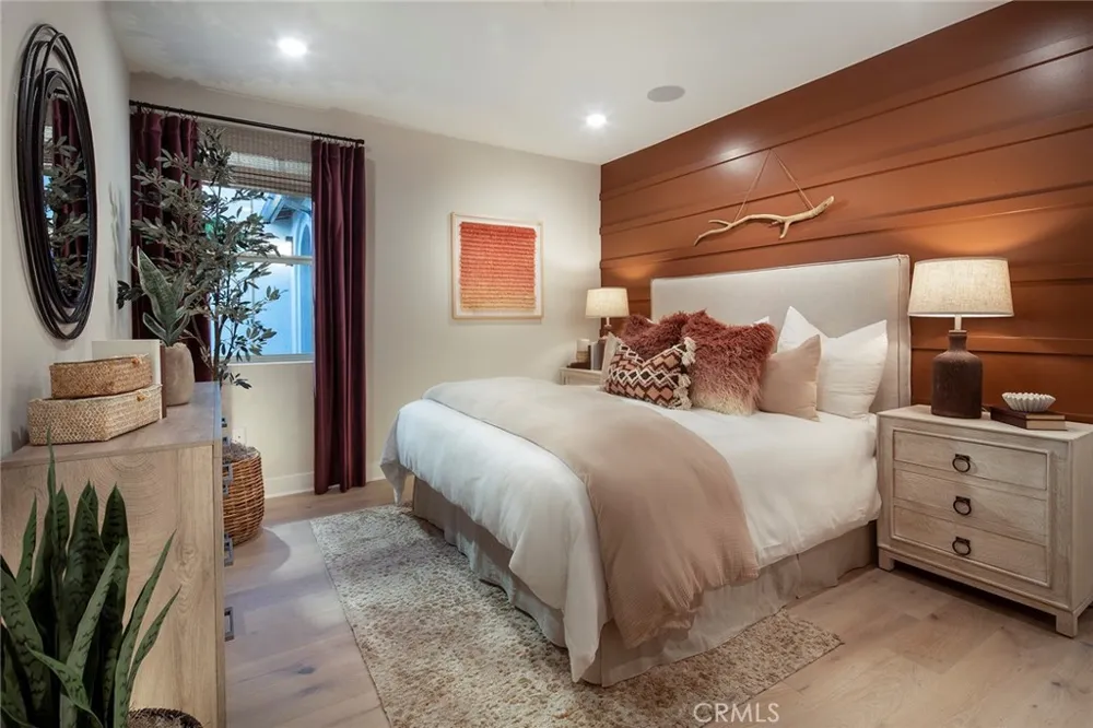 9001 Cerise Lane #103 Cypress, CA 90630