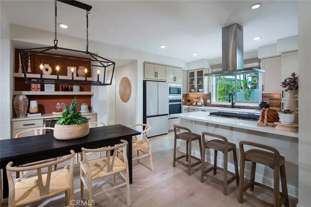 9001 Cerise Lane #103 Cypress, CA 90630