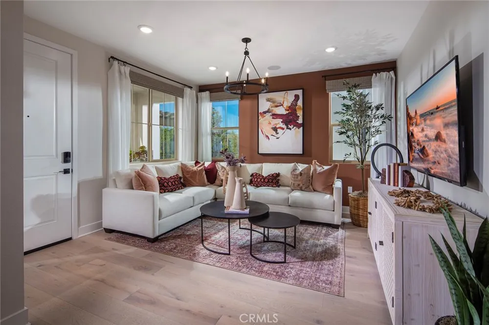 9001 Cerise Lane #103 Cypress, CA 90630