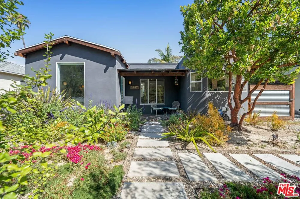 2817 Virginia Avenue Santa Monica, CA 90404