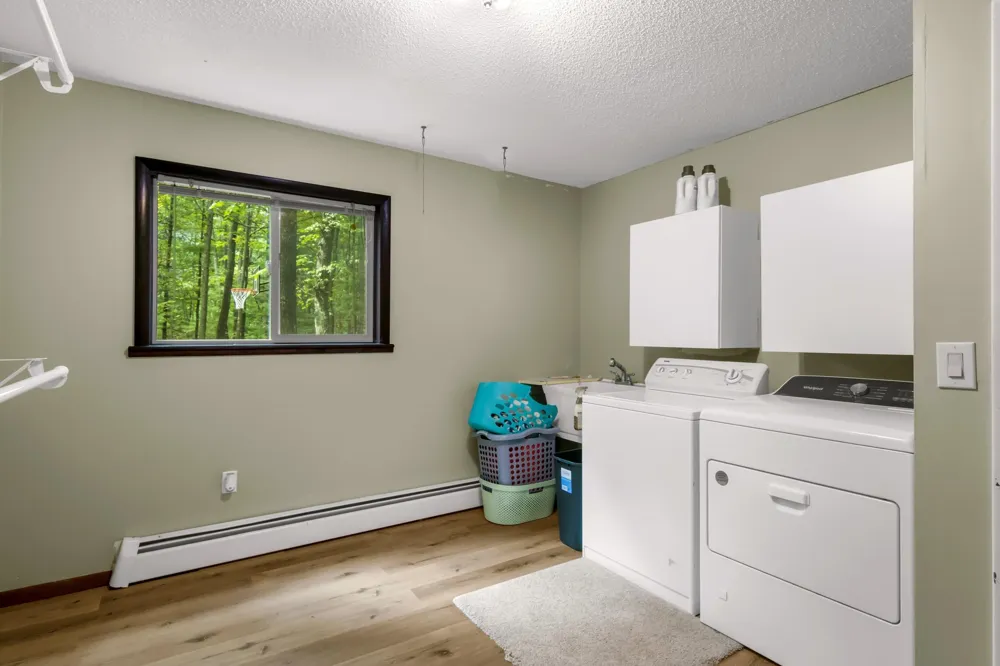 4176 Circle View Drive Acme Township, MI 49690