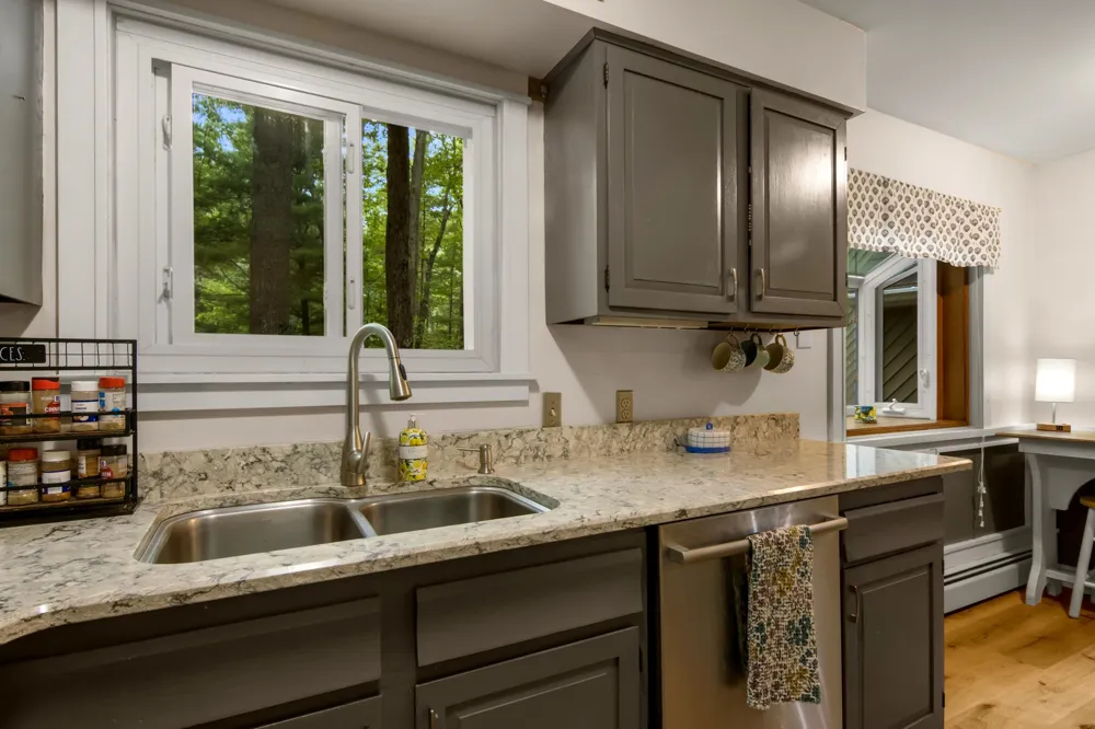 4176 Circle View Drive Acme Township, MI 49690