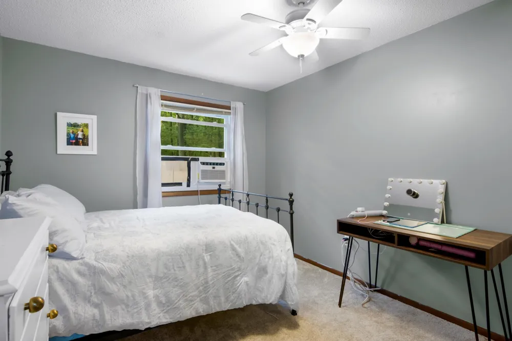 4176 Circle View Drive Acme Township, MI 49690