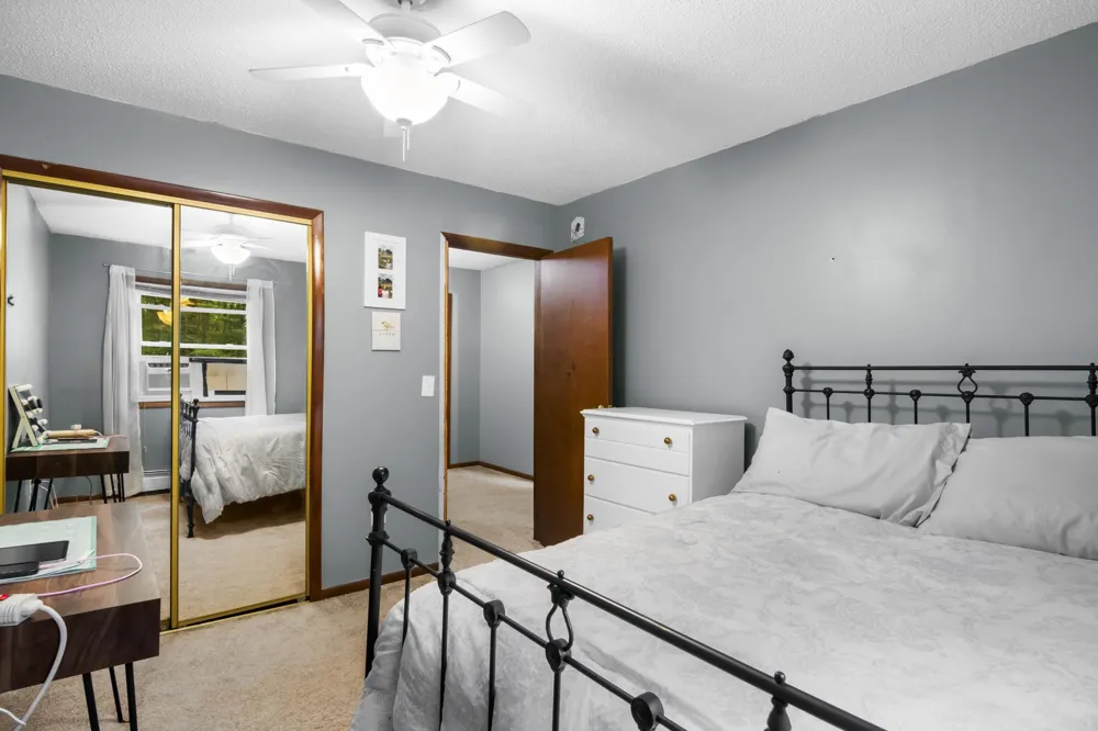 4176 Circle View Drive Acme Township, MI 49690