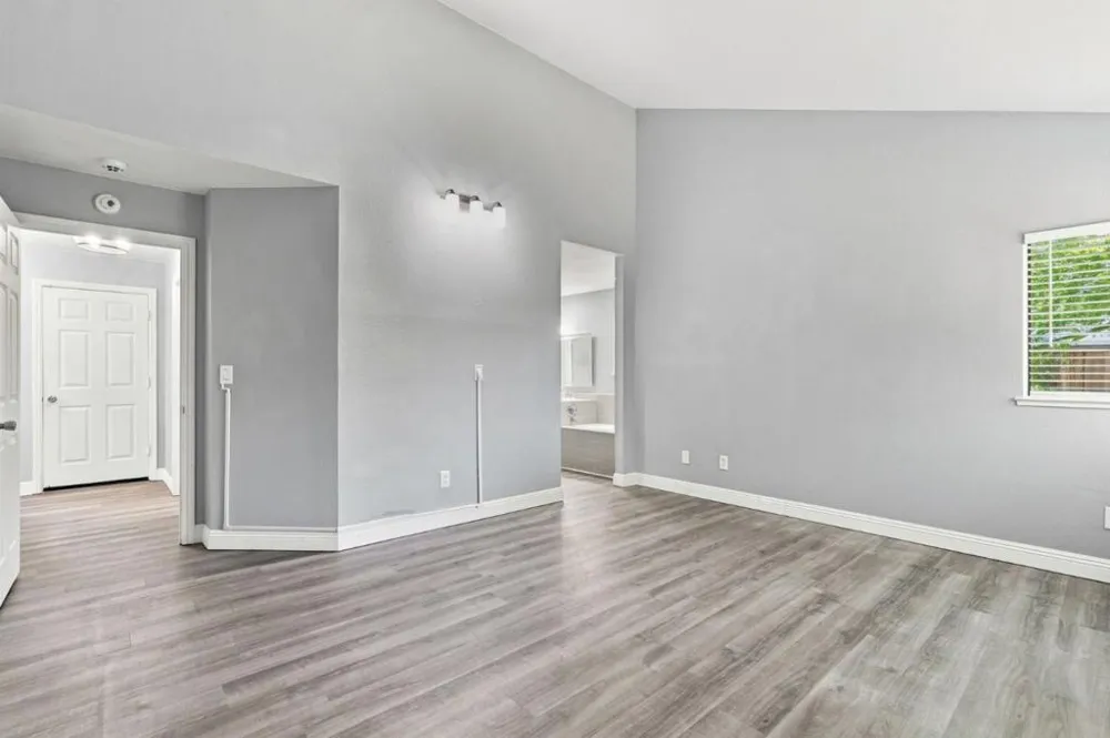 771 Liege Drive Hollister, CA 95023