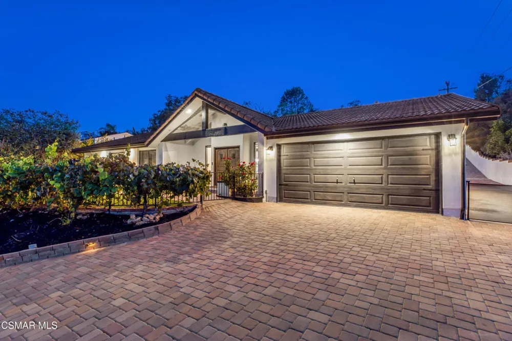 1049 Calle Las Trancas Thousand Oaks, CA 91360