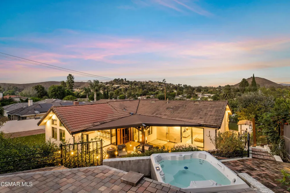 1049 Calle Las Trancas Thousand Oaks, CA 91360