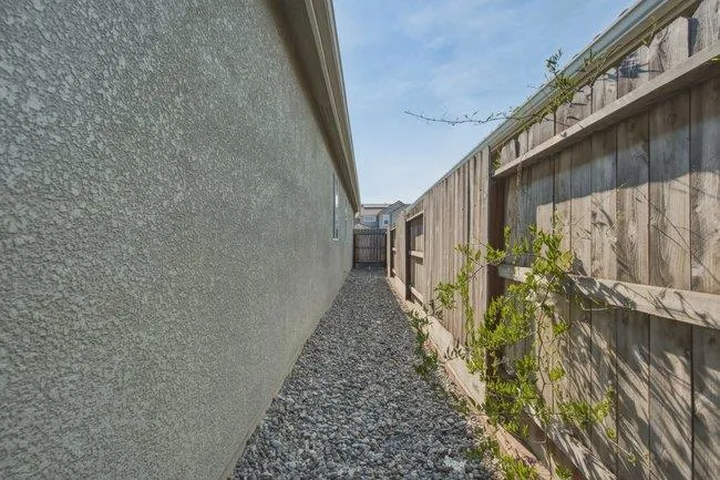 1307 Sunridge Drive Hollister, CA 95023