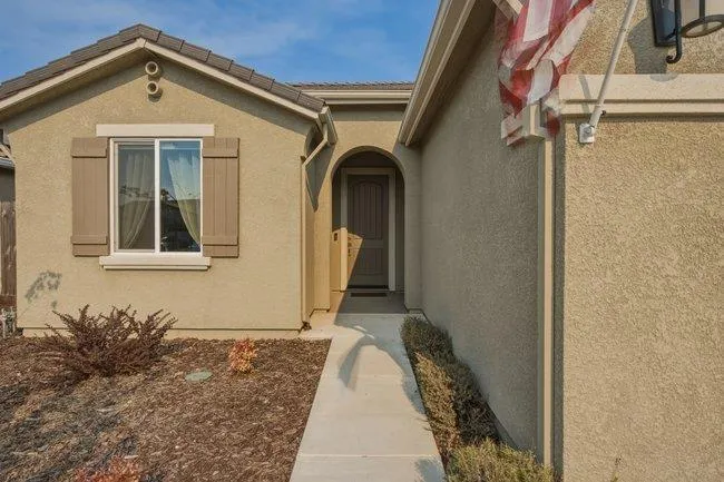 1307 Sunridge Drive Hollister, CA 95023