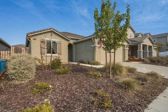1307 Sunridge Drive Hollister, CA 95023