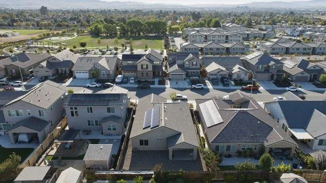 1307 Sunridge Drive Hollister, CA 95023