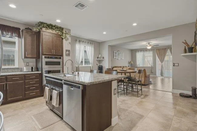 1307 Sunridge Drive Hollister, CA 95023