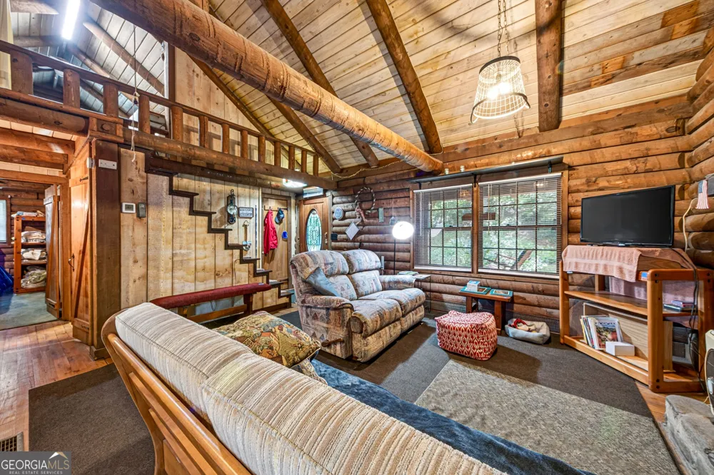 251 Deer Valley ESTS Sautee Nacoochee, GA 30571