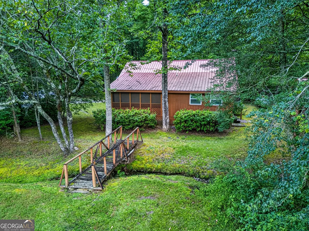 251 Deer Valley ESTS Sautee Nacoochee, GA 30571