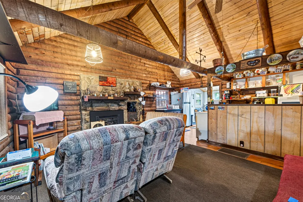 251 Deer Valley ESTS Sautee Nacoochee, GA 30571