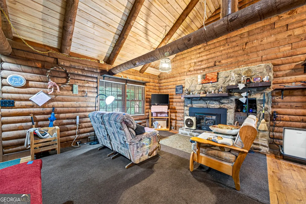 251 Deer Valley ESTS Sautee Nacoochee, GA 30571