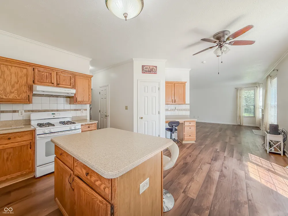 7059 Bretton Wood Drive Indianapolis, IN 46268