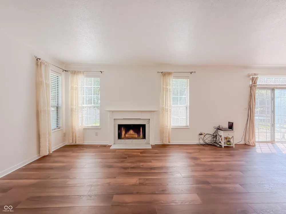 7059 Bretton Wood Drive Indianapolis, IN 46268