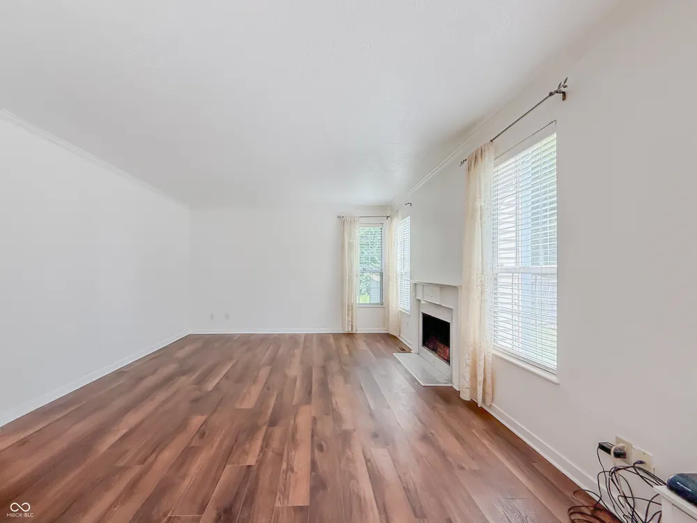 7059 Bretton Wood Drive Indianapolis, IN 46268