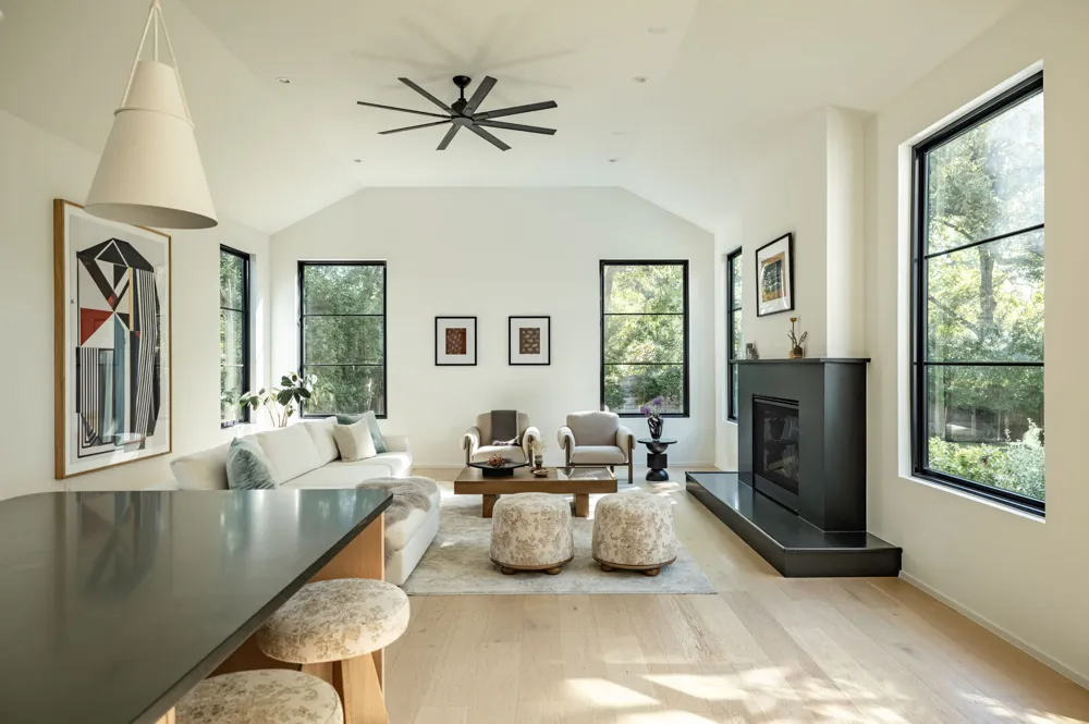 907 Karen Austin, TX 78757