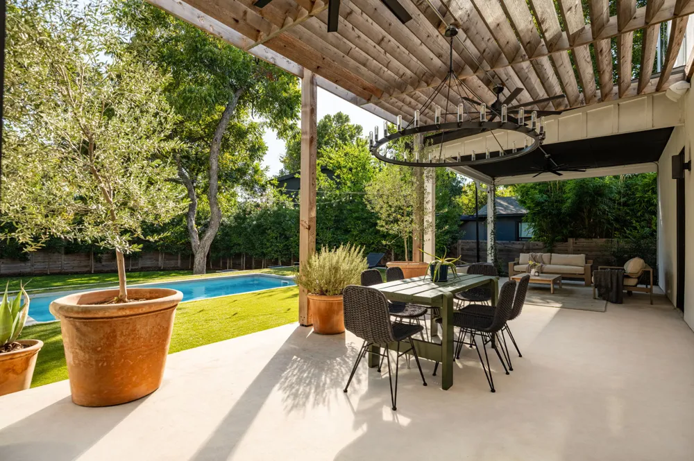 907 Karen Austin, TX 78757