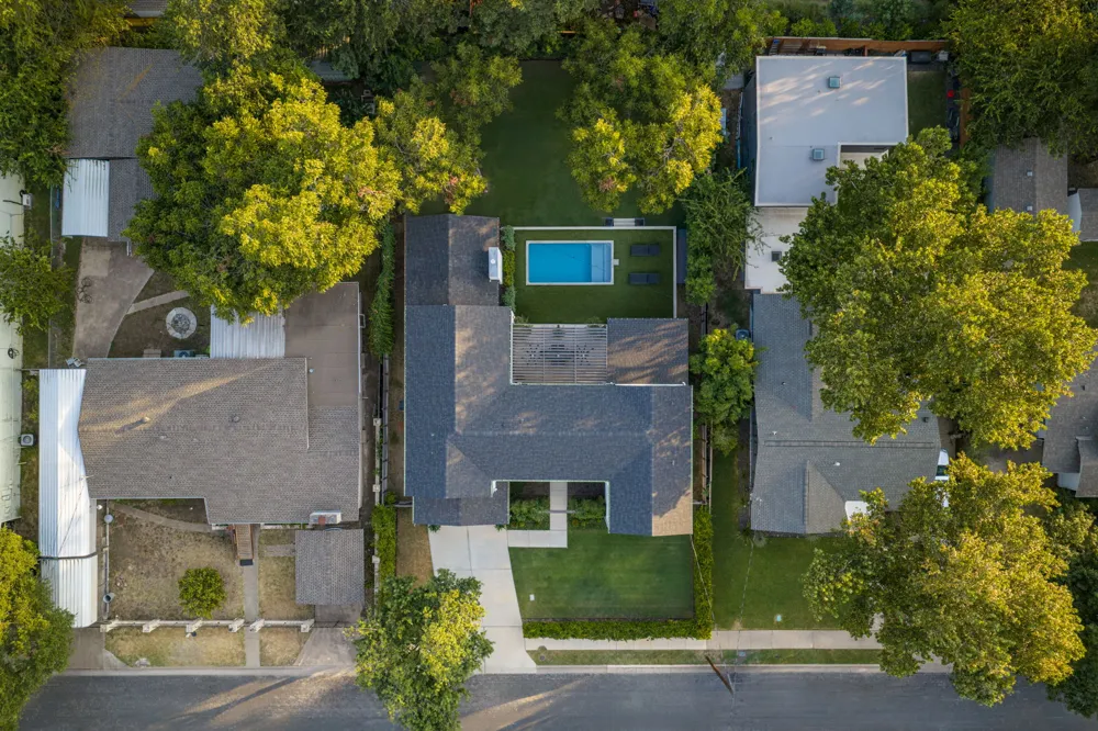 907 Karen Austin, TX 78757